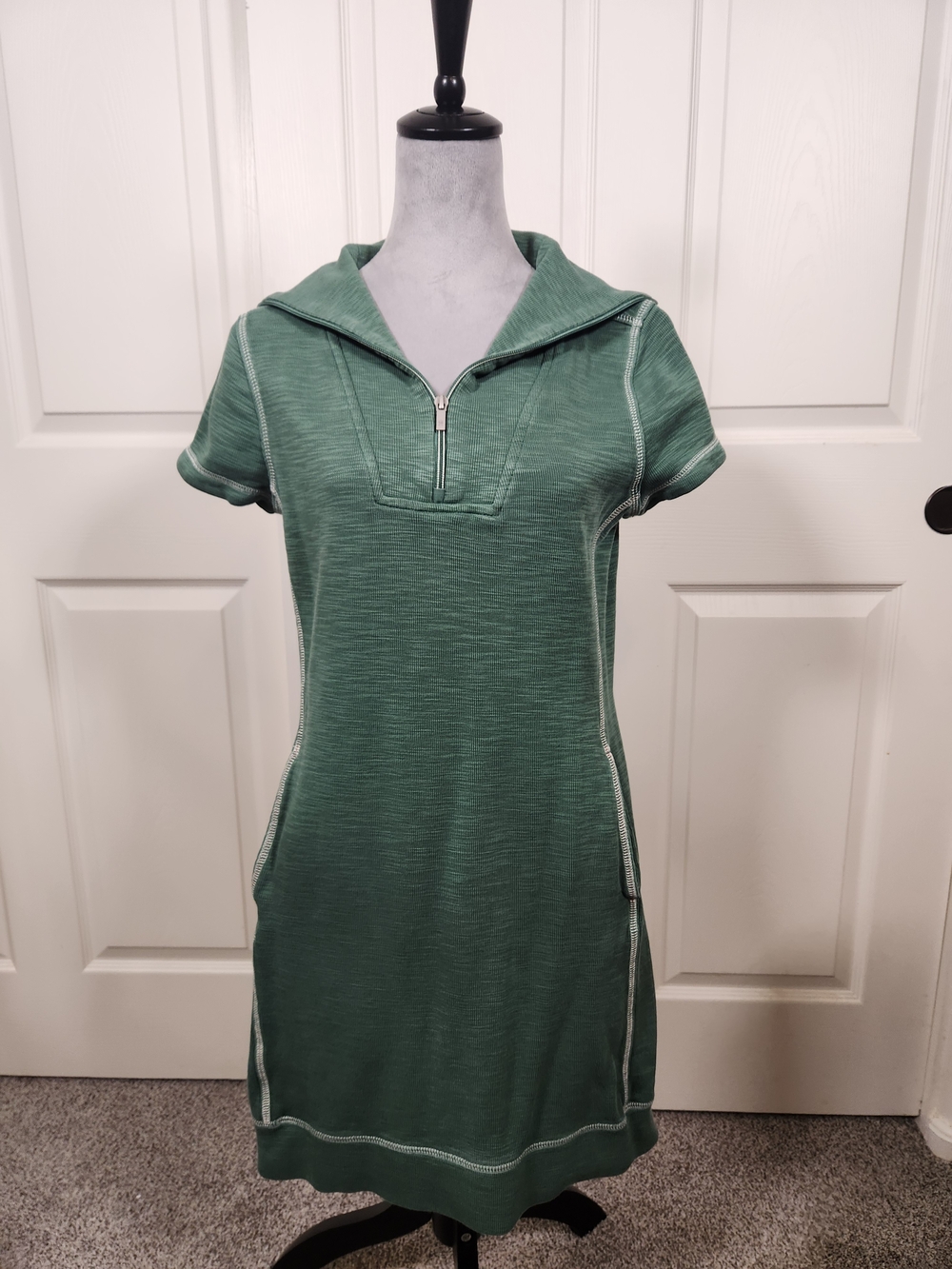 Tommy Bahama Heathered Green Short-Sleeve Zip-Front Midi Dress